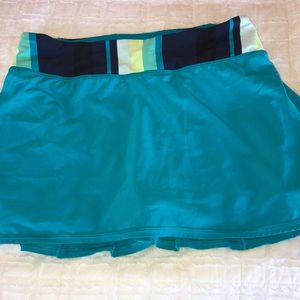 Lululemon running/tennis skirt